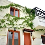 Vivea Entire Centro Piskopiano Cherso 3*