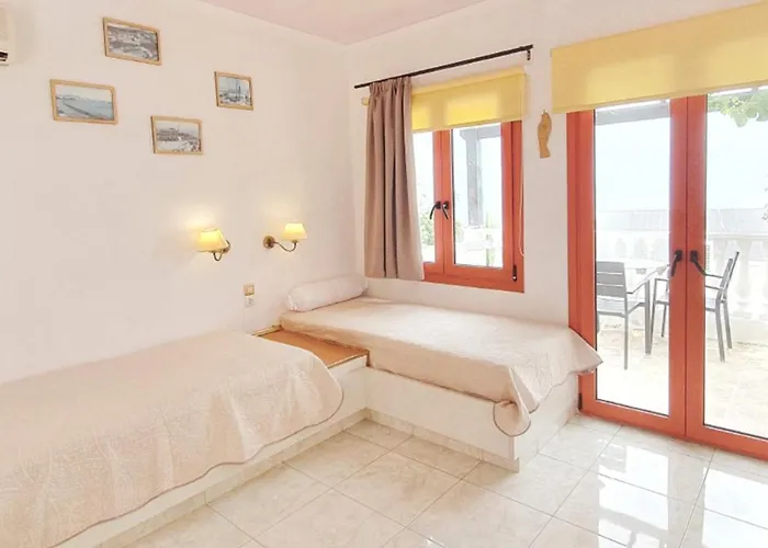 Vivea Entire Centro Piskopiano Cherso 3* Херсониссос