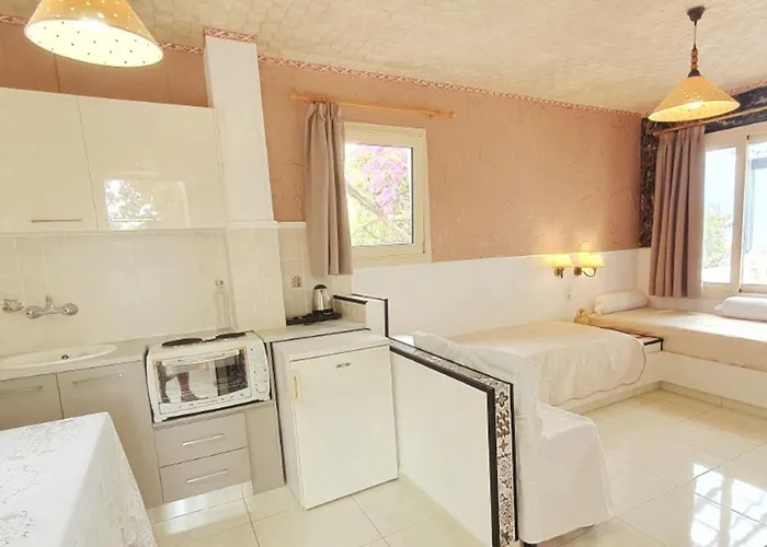 Vivea Entire Centro Piskopiano Cherso Херсониссос