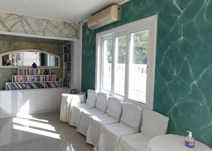 Vivea Entire Centro Piskopiano Cherso Херсониссос