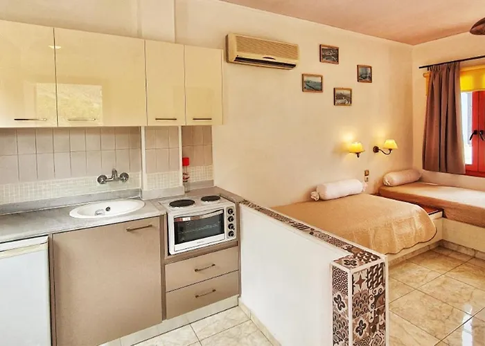 Vivea Entire Centro Piskopiano Cherso Херсониссос