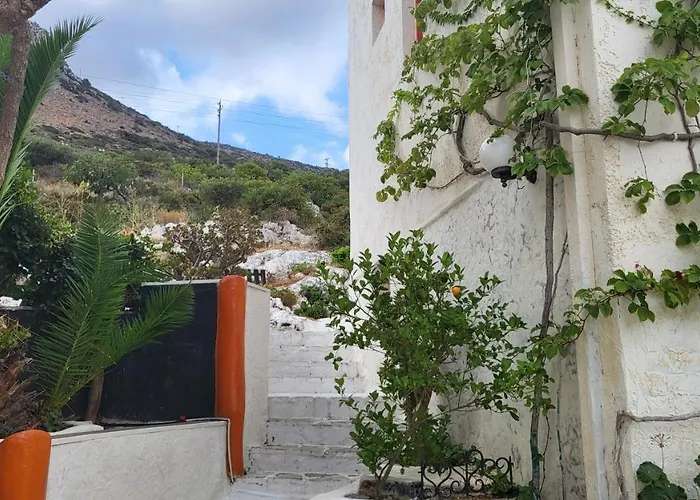 Vivea Entire Centro Piskopiano Cherso Гостевой дом 3*