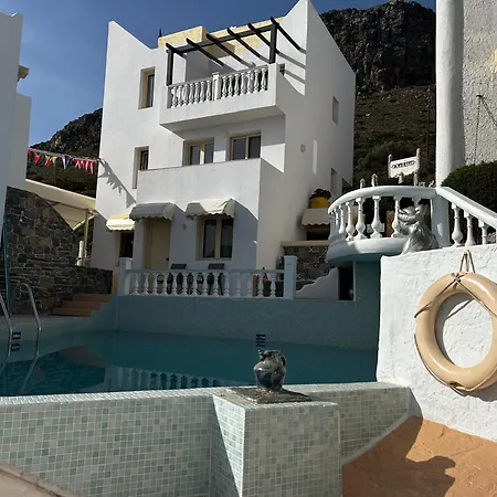 Vivea Entire Centro Piskopiano Cherso 3* Hersónissos